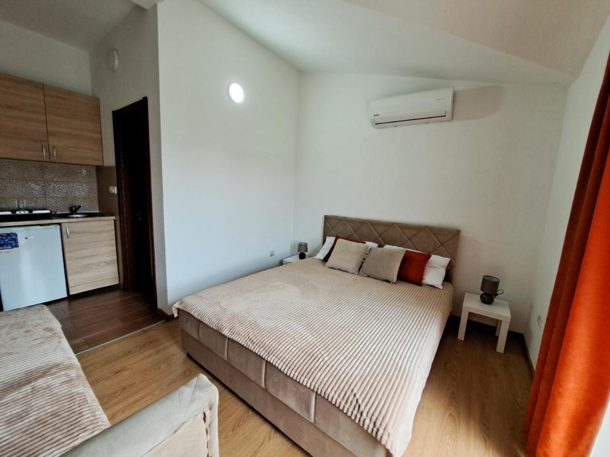 Jasmin Apartmani Бар Экстерьер фото