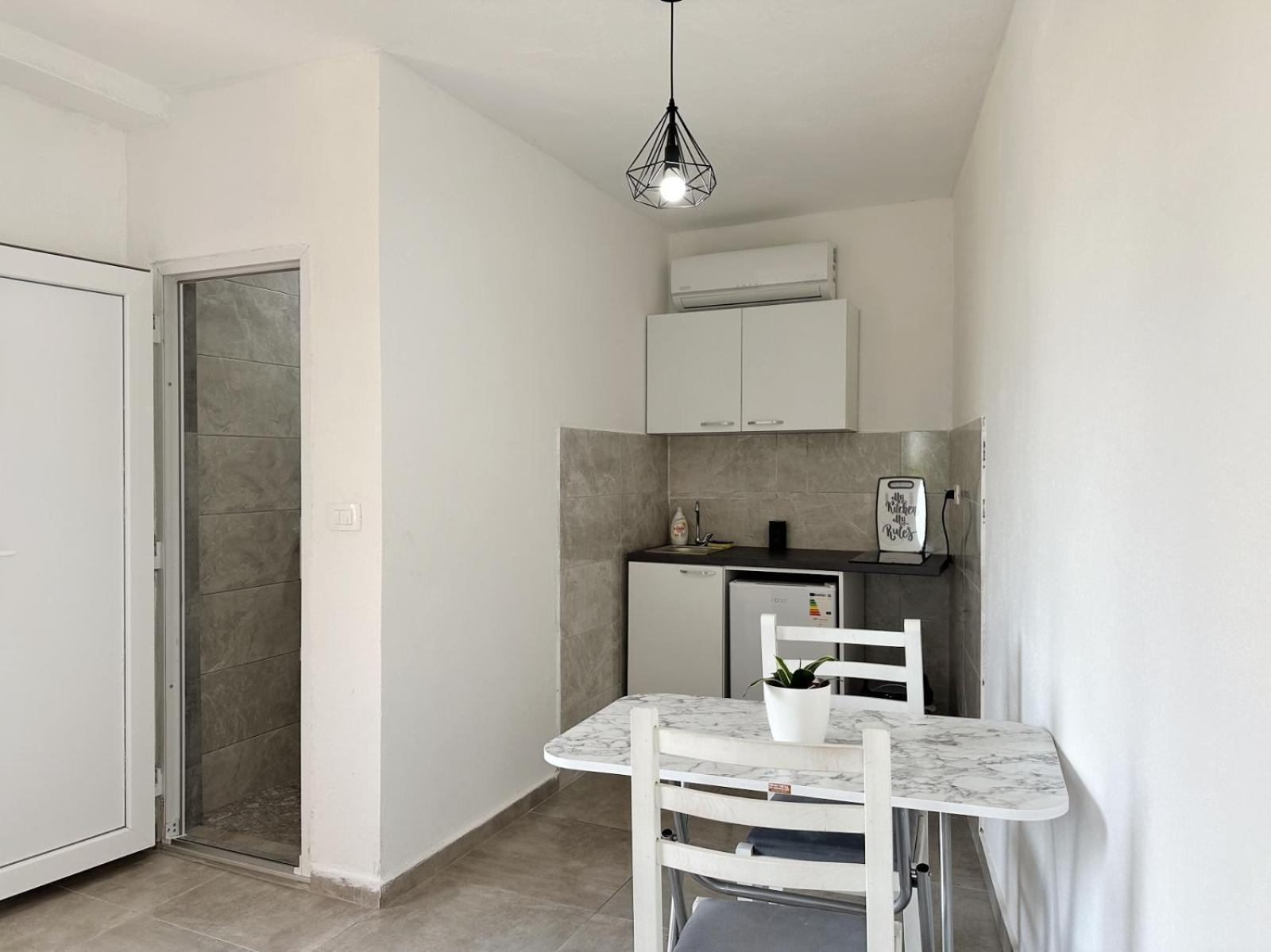 Jasmin Apartmani Бар Экстерьер фото
