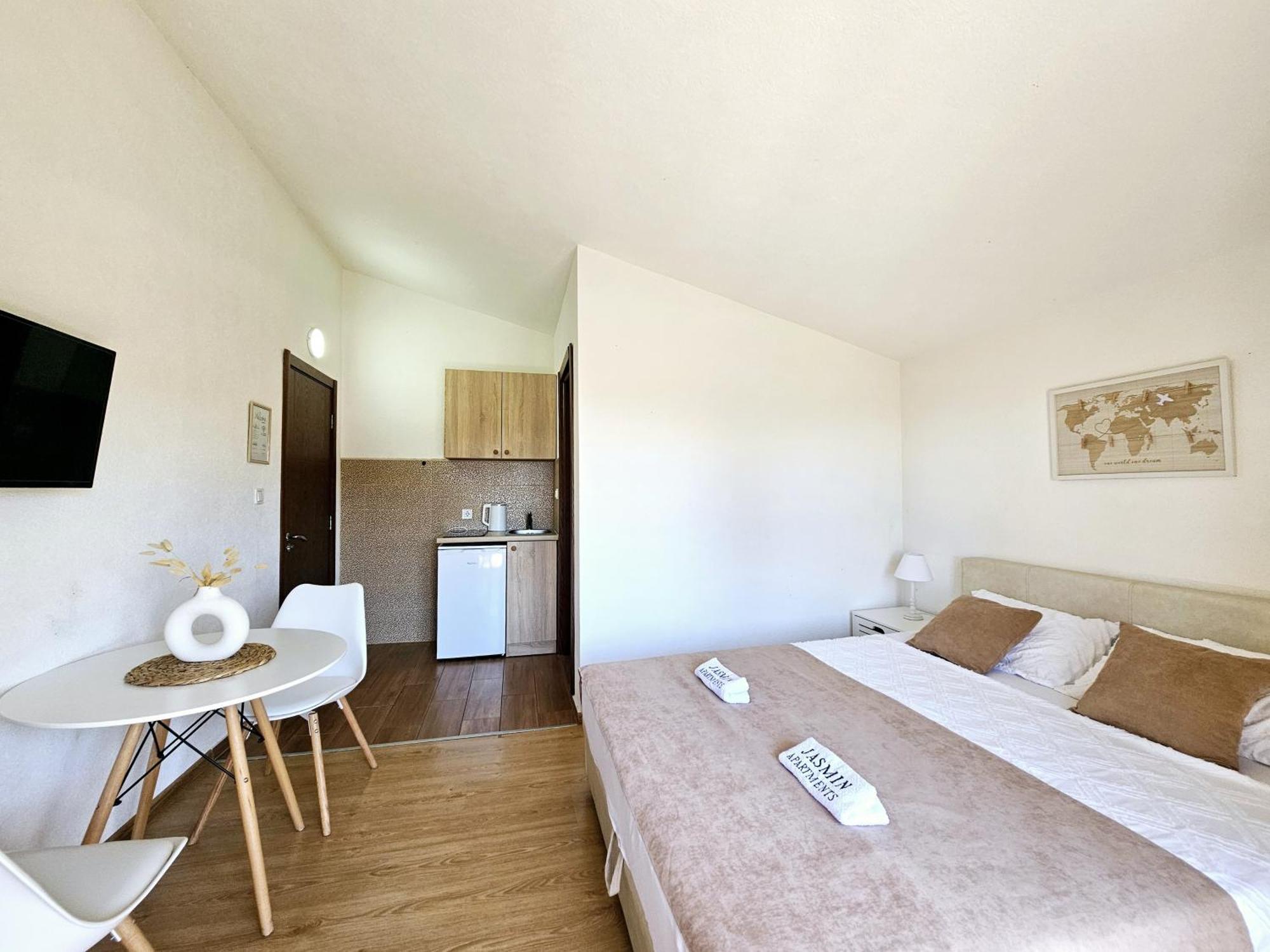 Jasmin Apartmani Бар Экстерьер фото