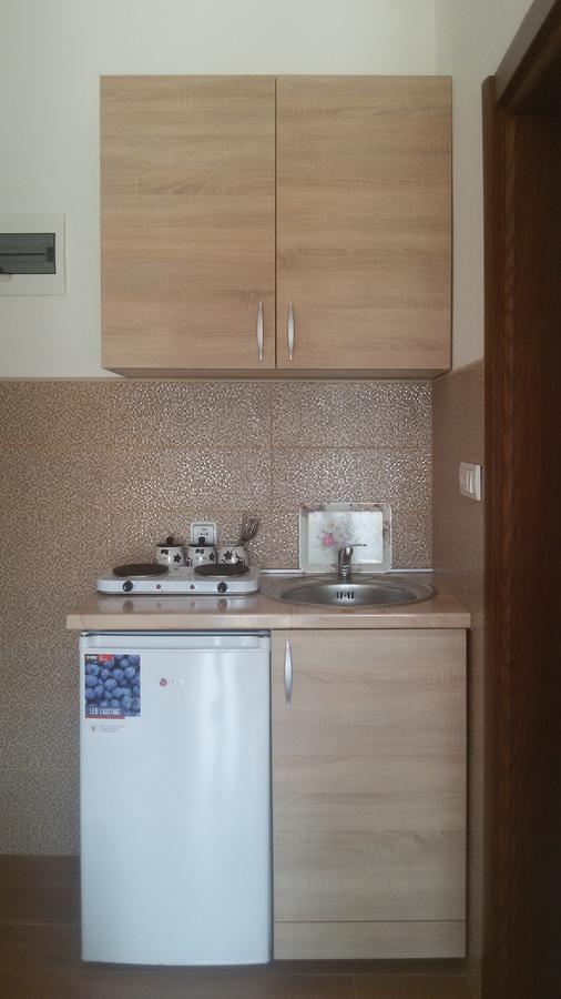 Jasmin Apartmani Бар Экстерьер фото